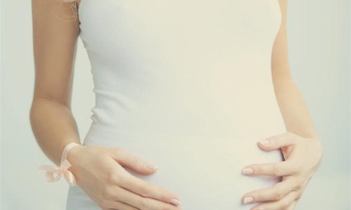 50岁女人吃燕窝好还是花胶好-50岁女人喝燕窝的功效-专业50岁女人喝燕窝的功效与禁忌平台-50多岁吃燕窝还有用吗